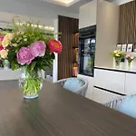 Luxury With Pool & Sea View-10 Minutes From Monaco Lejlighed *