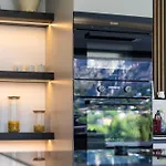 Luxury With Pool & Sea View-10 Minutes From Monaco Lejlighed *