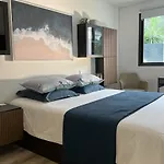 Luxury With Pool & Sea View-10 Minutes From Monaco Lejlighed