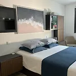 Luxury With Pool & Sea View-10 Minutes From Monaco Lejlighed